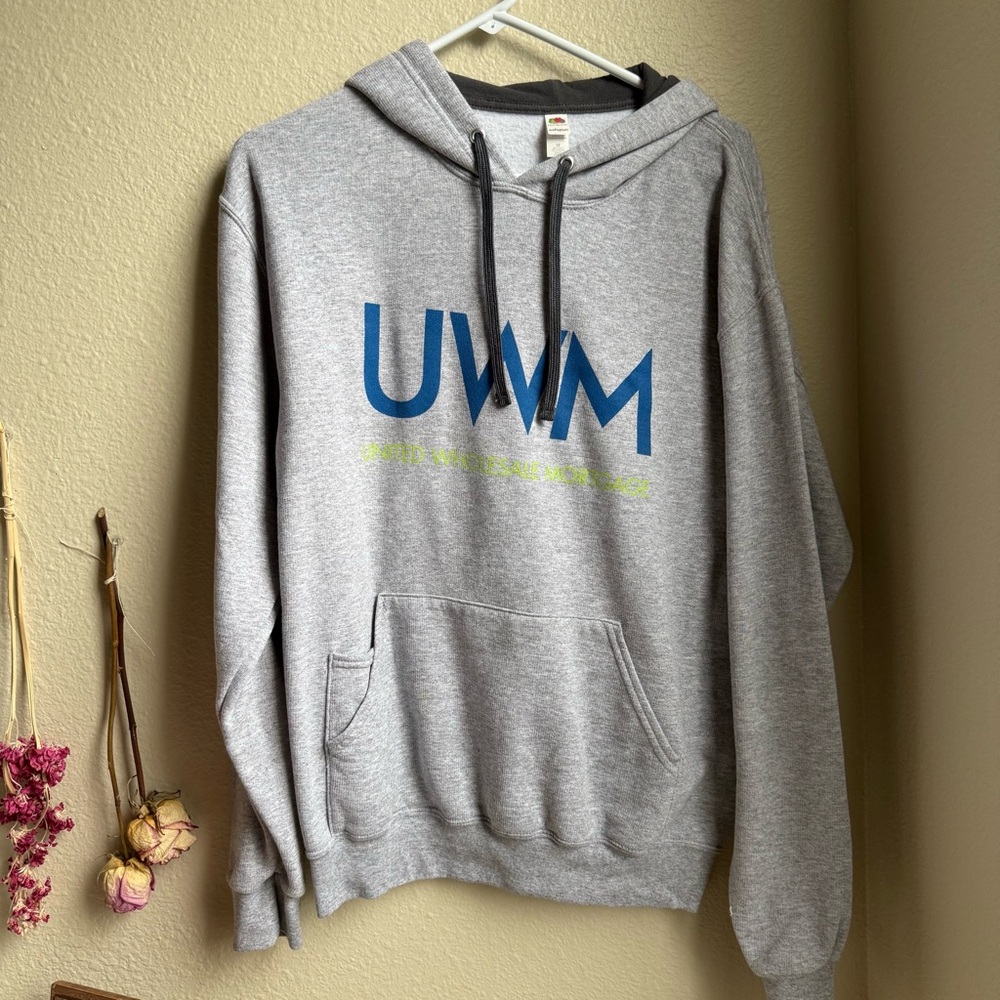 oversized UWM hoodie